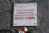 Emléktábla Berzsenyi Dániel lakóházának helyén